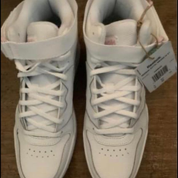 Reebok Royal Basketball Shoes Women's Size 8 - Picture 3 of 3